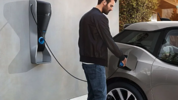 Ποια είναι η εταιρία ηλεκτρικών με τις περισσότερες αναζητήσεις στην Google;