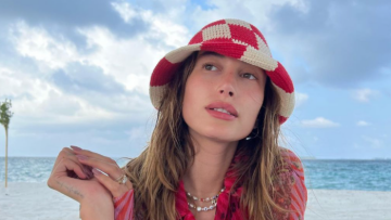 Χέιλι Μπίμπερ: Η πρώτη δημόσια εμφάνιση μετά την περιπέτεια της υγείας της