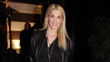 Νίκη Κάρτσωνα: «Ήμουν ένας άνθρωπος με πολλές ανασφάλειες, παρόλο που κάθε εβδομάδα ήμουν στα περιοδικά»