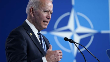 Πόλεμος στην Ουκρανία: Αναδιπλώθηκε ο Μπάιντεν για την «αλλαγή καθεστώτος στη Ρωσία» - Τι κρύβει η δήλωσή του