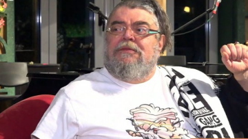 Σταμάτης Κραουνάκης: «Τα τελευταία χρόνια, δεν έχω δει κάτι που να με ερεθίσει, όπως η Ελεονώρα Ζουγανέλη»