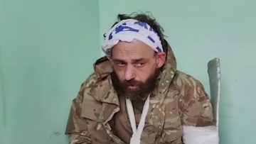 Πόλεμος στην Ουκρανία: Στη δημοσιότητα βίντεο με Βρετανό που αιχμαλώτισαν οι Ρώσοι