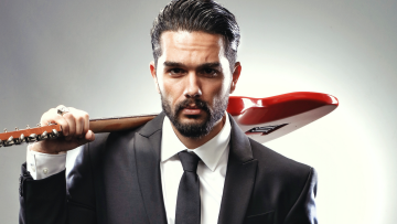 Χρήστος Μάστορας: «Κάποιοι με αποκαλούν δεξιό, αλλά δεν είμαι»