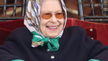 Βασίλισσα Ελισάβετ: Η δημόσια εμφάνιση που προκάλεσε ενθουσιασμό 