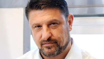 Ο Νίκος Χαρδαλιάς εύχεται στην κόρη του, Ιωάννα, για τα γενέθλιά της