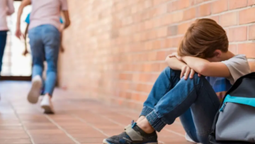 Έτσι δρούσε η συμμορία των ανηλίκων στη Θεσσαλονίκη: Ανάγκασαν 15χρονα να ληστεύουν και εκβίαζαν μαθητές για χρήματα