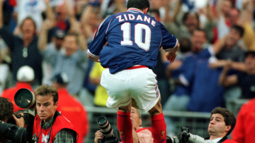 Ζινεντίν Ζιντάν: Η Equipe άλλαξε το όνομα για τον Γάλλο 