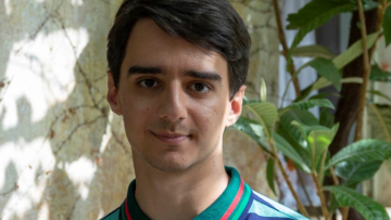 Σασμός: Πτυχιούχος της Νομικής ο «Μανώλης» από τη σειρά