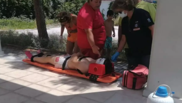 Βόλος: 11χρονος έπεσε στα βράχια και του καρφώθηκε μεταλλικό αντικείμενο στο κεφάλι