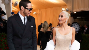 Κιμ Καρντάσιαν: «Απελπισμένος ο Πιτ Ντέιβιντσον - Την παρακαλάει να τον δεχτεί πίσω» λέει φίλος του