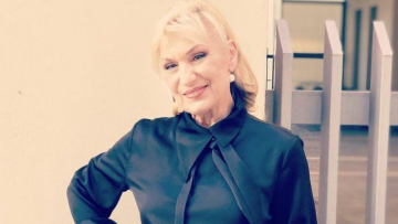 Σόφη Ζαννίνου: «Ξυπνάω και λέω "που είσαι Δάκη;" και κοιτάω το κινητό μου»