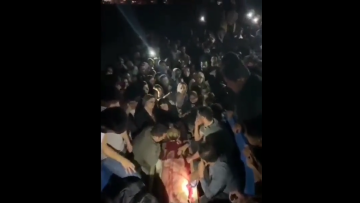 Ιράν: Ανείπωτος θρήνος πάνω από τη σορό 16χρονης που σκοτώθηκε στις διαδηλώσεις