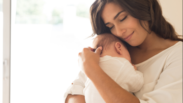 Επίδομα μητρότητας 2026: Πότε πληρώνεται η πρώτη δόση