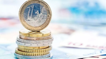 Γαλλία: Άνοδος του ευρώ μετά τη νίκη της Λεπέν τον πρώτο γύρο των εκλογών