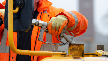 HELLENiQ ENERGY: Παράταση στην έκπτωση του πετρελαίου θέρμανσης