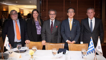 Propeller Club Πειραιά: 50 χρόνια συνεργασίας ανάμεσα σε Έλληνες πλοιοκτήτες και ναυπηγεία της Ν.Κορέας