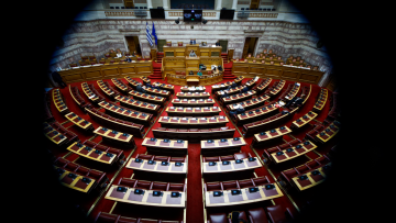 'Eκτακτο επίδομα σε ένστολους: Ποιοι δεν θα το λάβουν - Εντός Δεκεμβρίου η πληρωμή