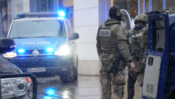 Ομηρία με νεκρό στη Δρέσδη -  Ένοπλος άνοιξε πυρ σε ραδιοφωνικό σταθμό