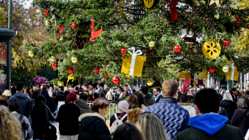 Επιδόματα - Δώρο Χριστουγέννων: Πότε θα το πάρουν εργαζόμενοι και άνεργοι