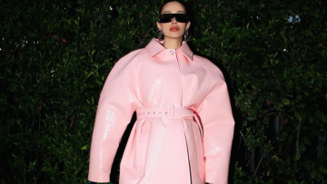 Ελένη Φουρέιρα: Ντύθηκε... ροζ αστυνόμος Σαΐνης - Δείτε φωτογραφίες