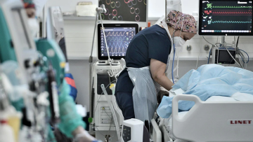 Κορωνοϊός - ΠΟΥ: 6,5 εκατομμύρια θάνατοι μέχρι σήμερα παγκοσμίως - Τι δείχνουν τα δεδομένα, τρία χρόνια μετά...