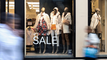 Πότε ξεκινούν οι χειμερινές εκπτώσεις 2026