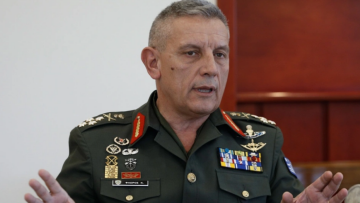 Αρχηγός ΓΕΕΘΑ: Ανεβαίνουν ψεύτικοι λογαριασμοί στα κοινωνικά δίκτυα με την ιδιότητα και το ονοματεπώνυμο μου