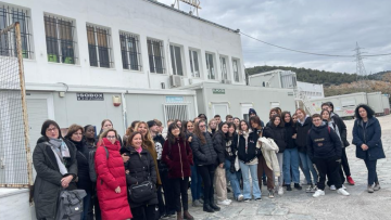  Ουκρανία: Τα προσφυγόπουλα στη δομή Ελευσίνας έπαιξαν με τους καινούργιους φίλους τους