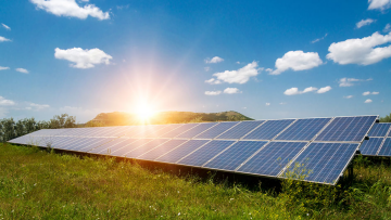 Φωτοβολταϊκά και ηλιακοί θερμοσίφωνες: Κρατική επιδότηση έως και 100% για τις δαπάνες - Οι δικαιούχοι