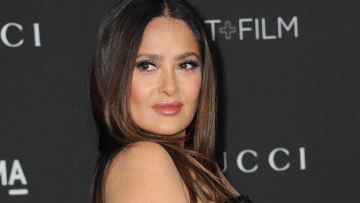 Σάλμα Χάγιεκ: Με «έσυραν» στον γάμο μου, δεν ήξερα καν ότι παντρεύομαι εκείνη τη μέρα