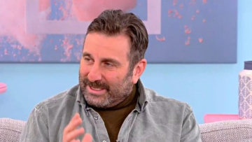 Ηλίας Βαλάσης: Περιμένουν τρίτο παιδί με τη σύζυγό του - «Ο Θεός μας το χάρισε»