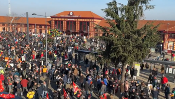 Νέες κινητοποιήσεις κατά της μεταρρύθμισης του συνταξιοδοτικού από τους Γάλλους - Δείτε βίντεο