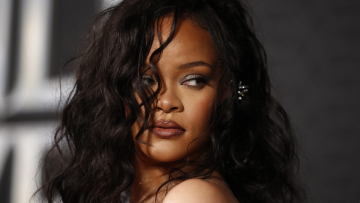 Ριάνα: Η μητρότητα, ο Rocky και η «τρέλα» να πει το «ναι» στο Super Bowl