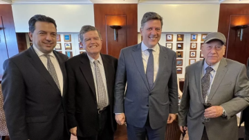 Βαρβιτσιώτης στη Ναυτιλιακή Λέσχη Πειραιά: «Το μεγάλο όπλο της Ευρώπης είναι η ελληνική ναυτιλία»