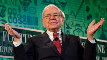 Bloomberg: Επαφές Γουόρεν Μπάφετ με αξιωματούχους του Μπάιντεν για την τραπεζική κρίση – Τι συζητούν