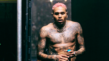 Κρις Μπράουν: Ξανά σε μπελάδες με τον νόμο - Χτύπησε μουσικό παραγωγό στο κεφάλι με ένα μπουκάλι