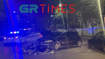 Θεσσαλονίκη: Αυτοκίνητο μπήκε στο αντίθετο ρεύμα και συγκρούστηκε μετωπικά με άλλο Ι.Χ.