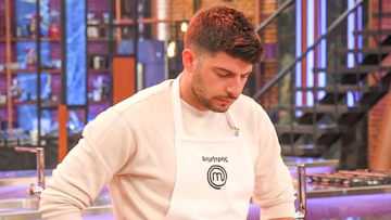 MasterChef-Δημήτρης Πολιτάκης: Αν σας λείψει η φωνή μου, καλέστε στο 090.. - Η ανάρτησή του