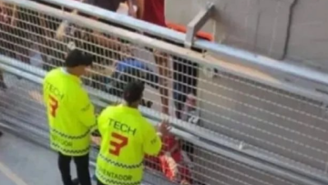 Αργεντινή: Τραγωδία σε αγώνα της Ρίβερ Πλέιτ - Οπαδός έπεσε από την εξέδρα και έχασε τη ζωή του 
