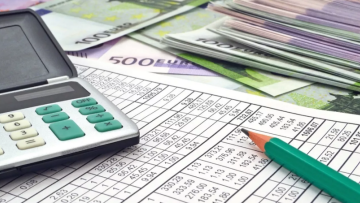 Ελάχιστο τεκμαρτό εισόδημα: Ποιες αλλαγές θα δουν οι αυτοαπασχολούμενοι το 2025