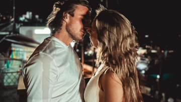 Κοινό μήνυμα από Τσιτσιπά - Μπαντόσα: «Αγαπήστε τη ζωή σας με ένταση, ο χρόνος περνάει»