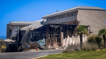 Φωτιά στη Ρόδο: Προχωρά με ταχείς ρυθμούς η διαδικασία καταγραφής ζημιών σε κτίρια και επιχειρήσεις