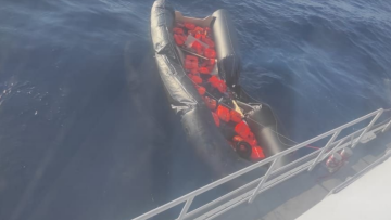 Λέσβος: Διασώθηκαν από το Λιμενικό 53 μετανάστες ανοιχτά του νησιού - Συνελήφθησαν έξι διακινητές