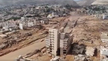 Πλημμύρες στη Λιβύη: Βίντεο από drone δείχνει το μέγεθος της καταστροφής στην Ντέρνα