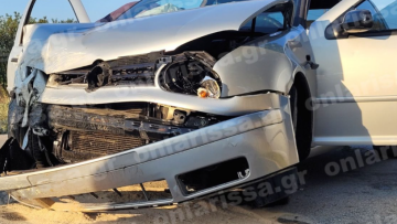 Τροχαίο με έναν τραυματία στη Λάρισα - Πώς έχασε ο οδηγός τον έλεγχο του αυτοκινήτου 