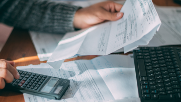 Eπιδότηση  ρεύματος για επιχειρήσεις: Ανοίγει σήμερα η πλατφόρμα 
