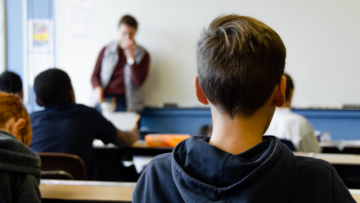 Δημόσια Ωνάσεια Σχολεία: Στην Ολομέλεια της Βουλής η σύμβαση - Οι νέες παράμετροι και τα κριτήρια επιλογής μαθητών