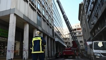 Βόμβα στο υπουργείο Εργασίας: Φόβοι για δεύτερο χτύπημα όσο καθυστερεί η ανάληψη ευθύνης - Πού στρέφονται οι έρευνες
