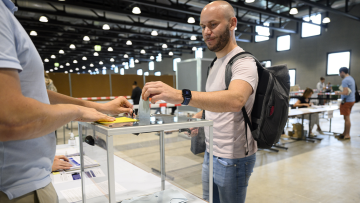 Εκλογές στη Γαλλία: Στις κάλπες οι Γάλλοι για τον β' γύρο - Θα κερδίσει η άκρα δεξιά την κοινοβουλευτική πλειοψηφία; 