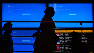 Microsoft: Ψηφιακή οδύσσεια για το μπλακ άουτ, restart ακόμα και 15 φορές για να φύγει η μπλε οθόνη 